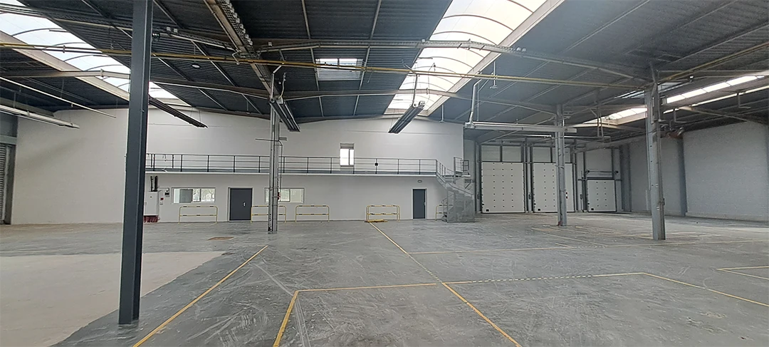 réhabilitation intérieur batiment industriel Cortona 78